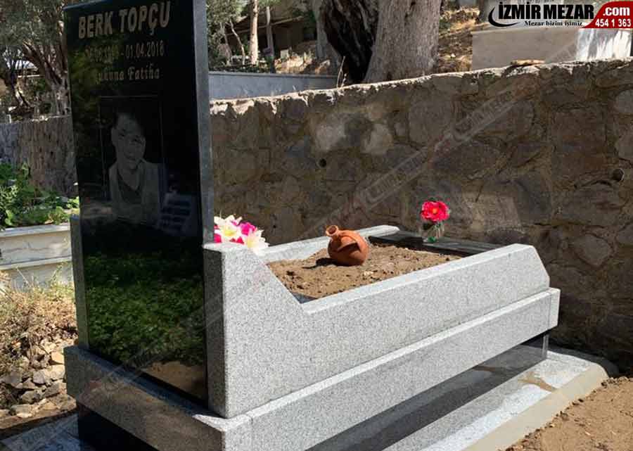 Yalıkavak Mezarlığı | Bodrum Mezar Yapımı