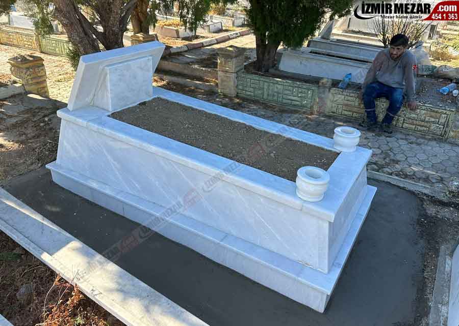 Cennetbahçesi mezarlığı mezar taşı